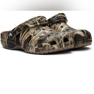 Crocs Green Camo Slip On Shoes Size 13